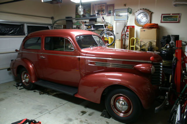 1937 Oldsmobile F37 2dr sedan - photo 9