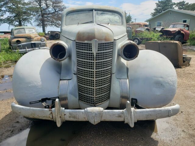 1937 Oldsmobile 8 - photo 2