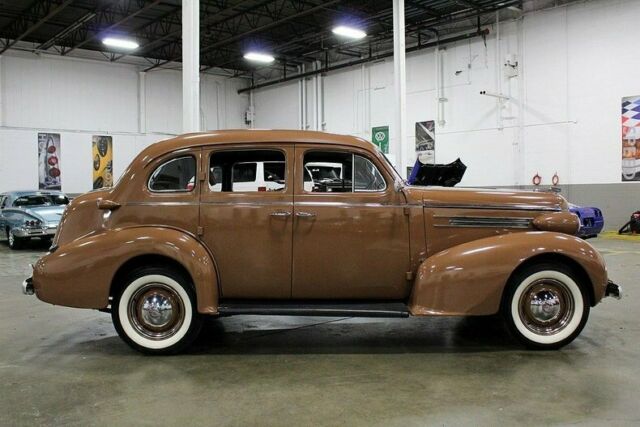 1937 Oldsmobile F 37 -- - photo 6