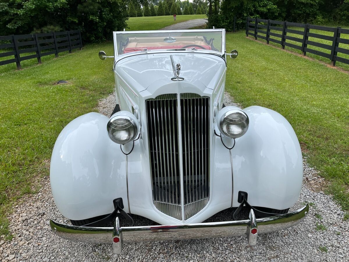 1937 Packard Custom - photo 4