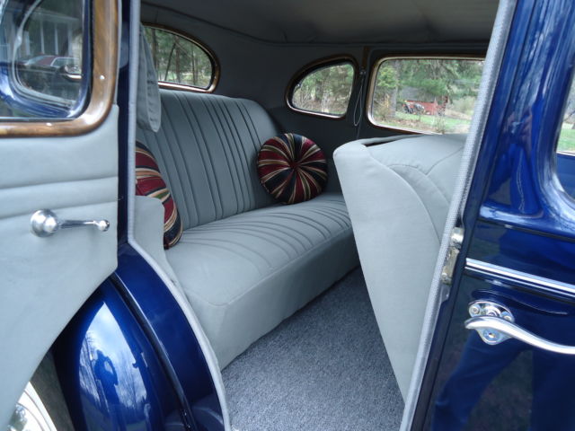 1937 Packard 115 Touring Sedan - photo 9
