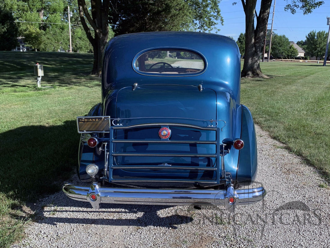 1937 Packard 12 Club Sedan - photo 5