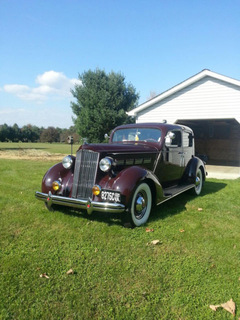 1937 Packard 120 Club Sedan - photo 2