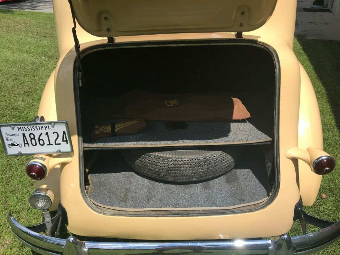 1937 Packard Deluxe Eight - photo 5