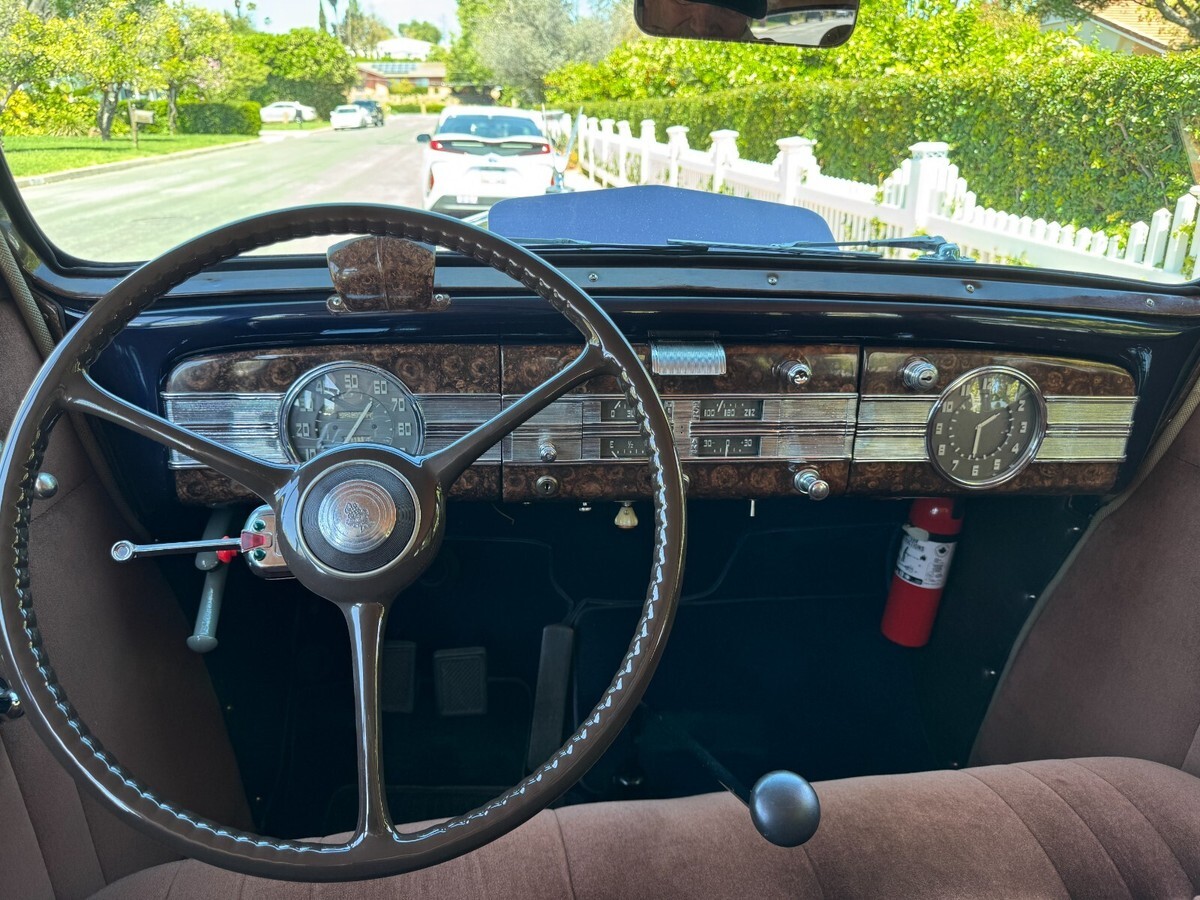 1937 Packard Super - photo 8