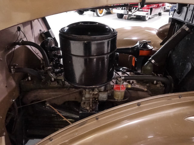 1937 Packard Model 120 C Touring Sedan - photo 11