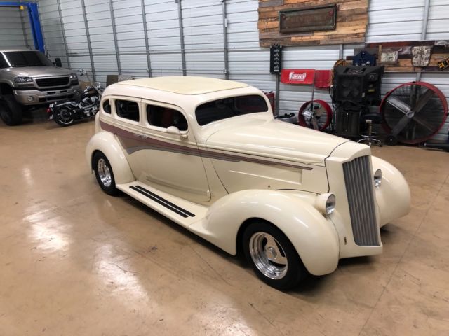 1937 Packard 200 - photo 6
