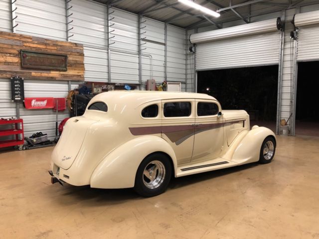 1937 Packard 200 - photo 7
