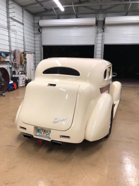 1937 Packard 200 - photo 8