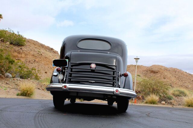 1937 Packard Series 1508 (12) Limousine - photo 4