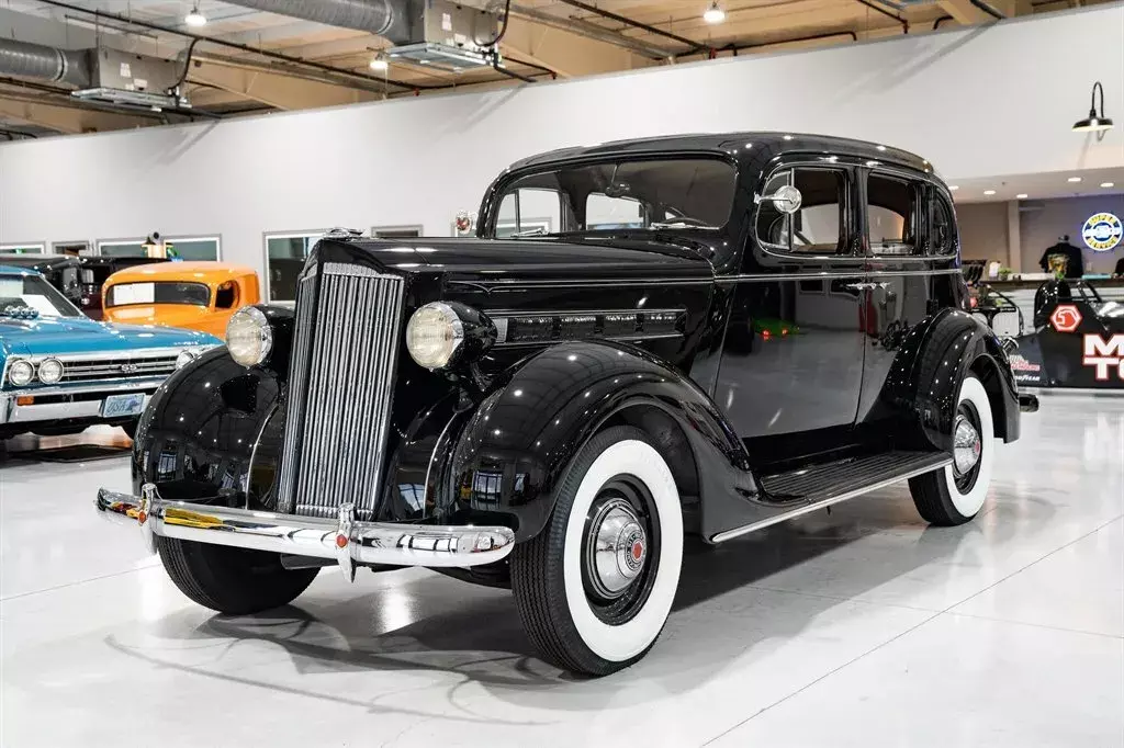 1937 Packard Six