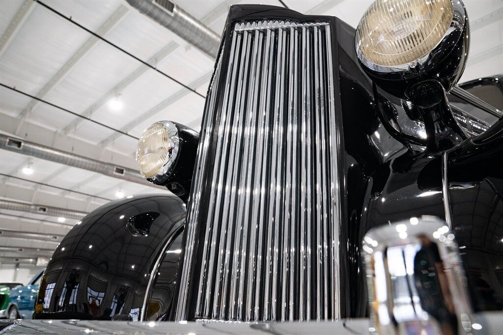 1937 Packard Six - photo 12
