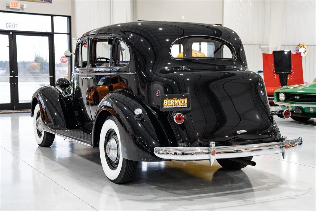 1937 Packard Six - photo 3