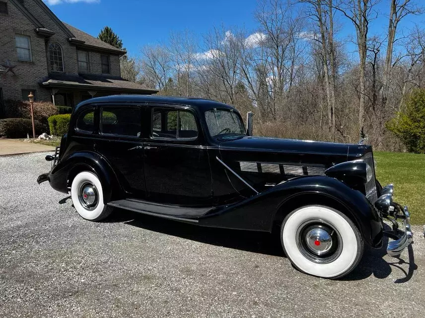 1937 Packard Super 8 1937 Packard 1500 Series