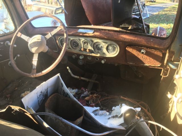 1937 Packard Super 8 1500 Touring Sedan - photo 13