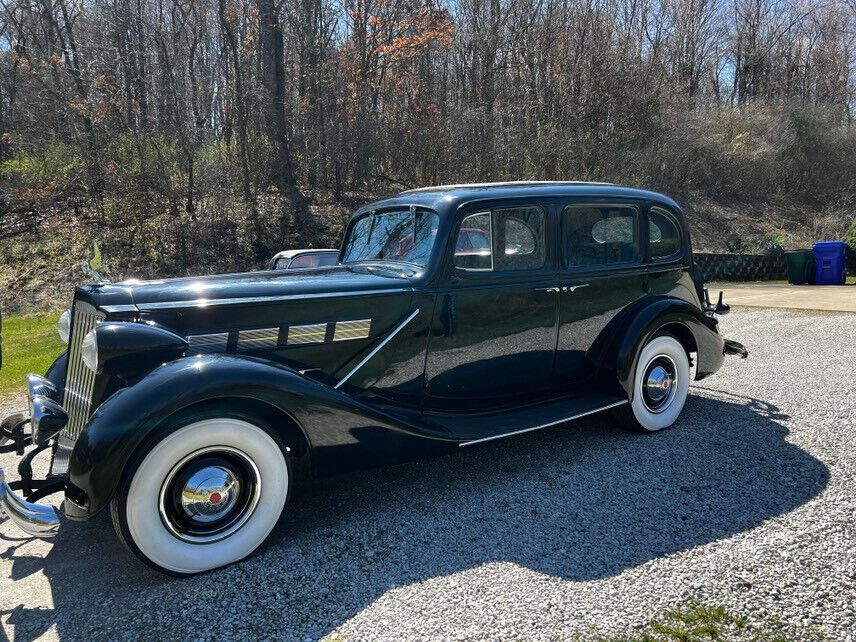 1937 Packard 1500 Series - photo 2
