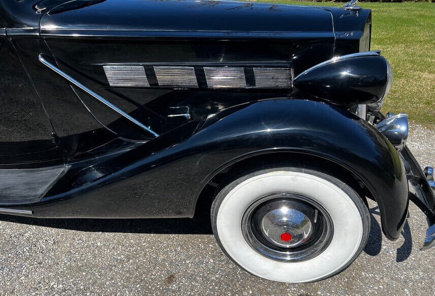 1937 Packard 1500 Series - photo 3