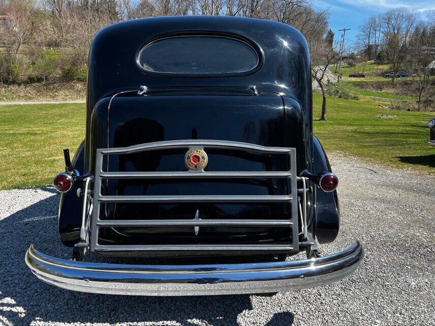 1937 Packard 1500 Series - photo 5