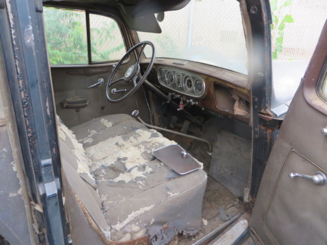 1937 Packard Super 8 Club Sedan - photo 10