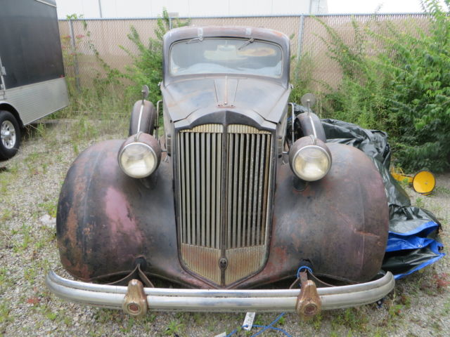 1937 Packard Super 8 Club Sedan - photo 4