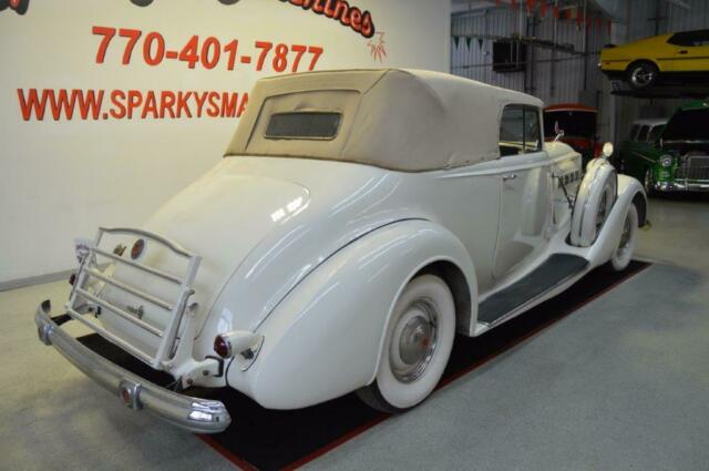 1937 Packard Super Eight - photo 4
