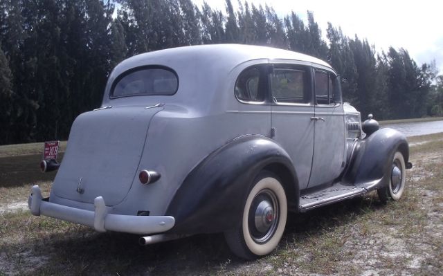 1937 Packard 1082 Touring Sedan - photo 5