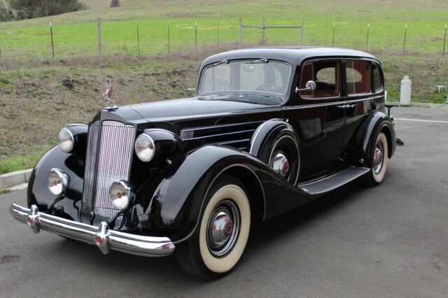 1937 Packard Model 1507