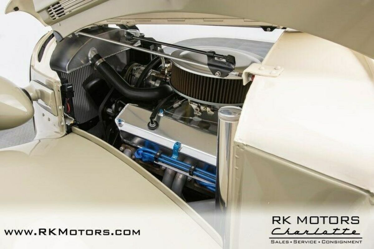 1937 Plymouth Custom - photo 4
