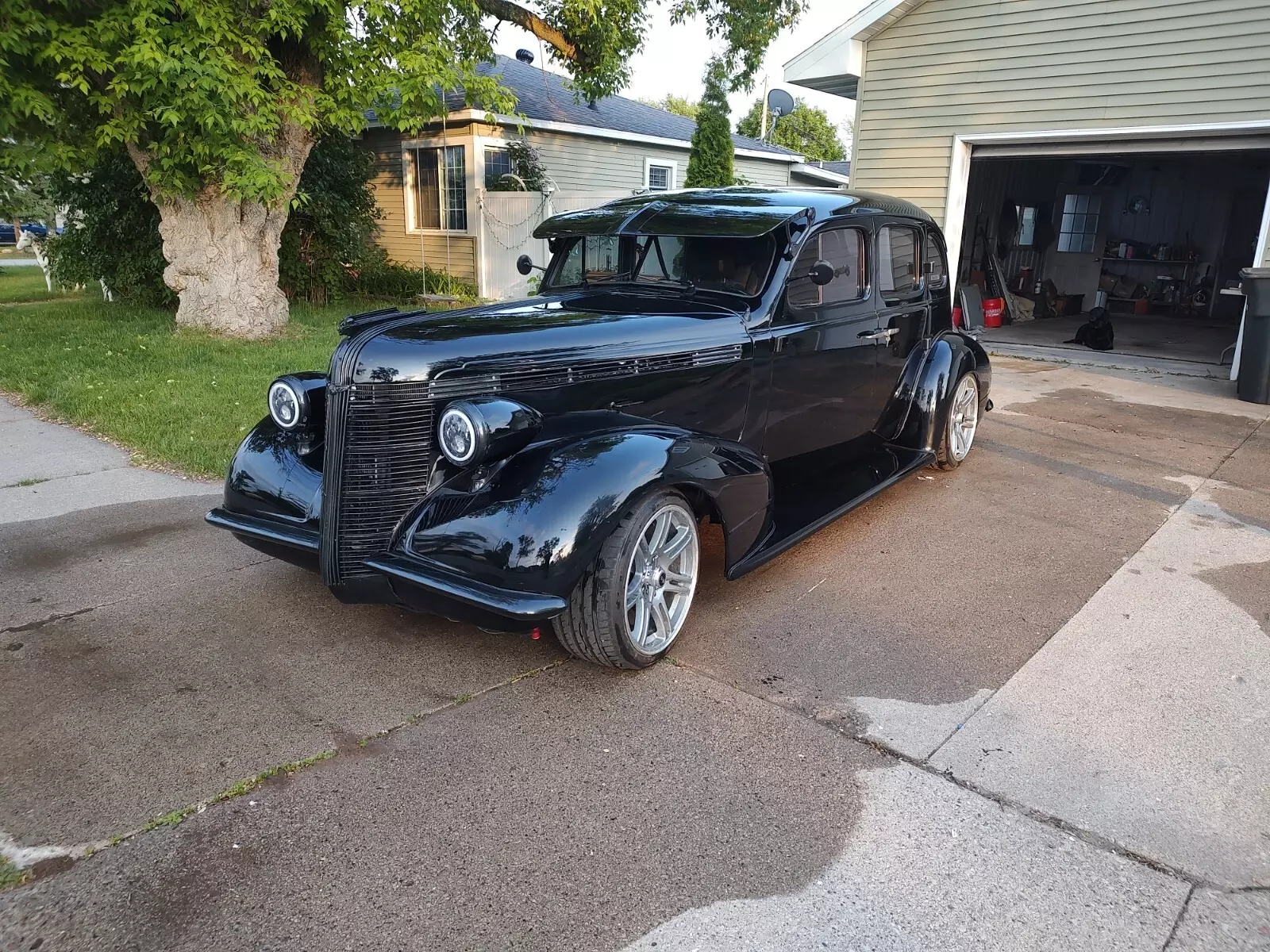 1937 Pontiac deluxie - photo 12
