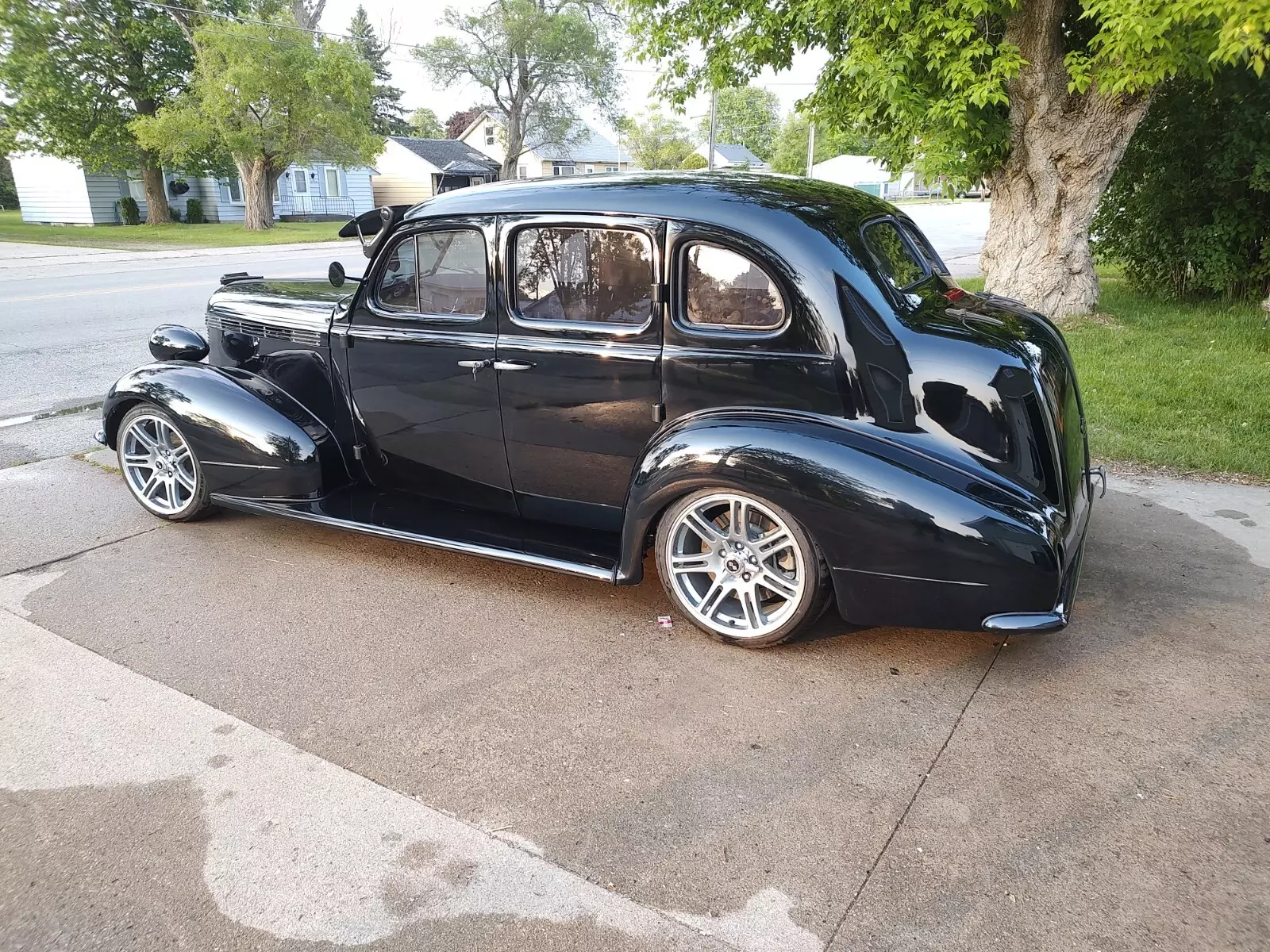 1937 Pontiac deluxie - photo 13