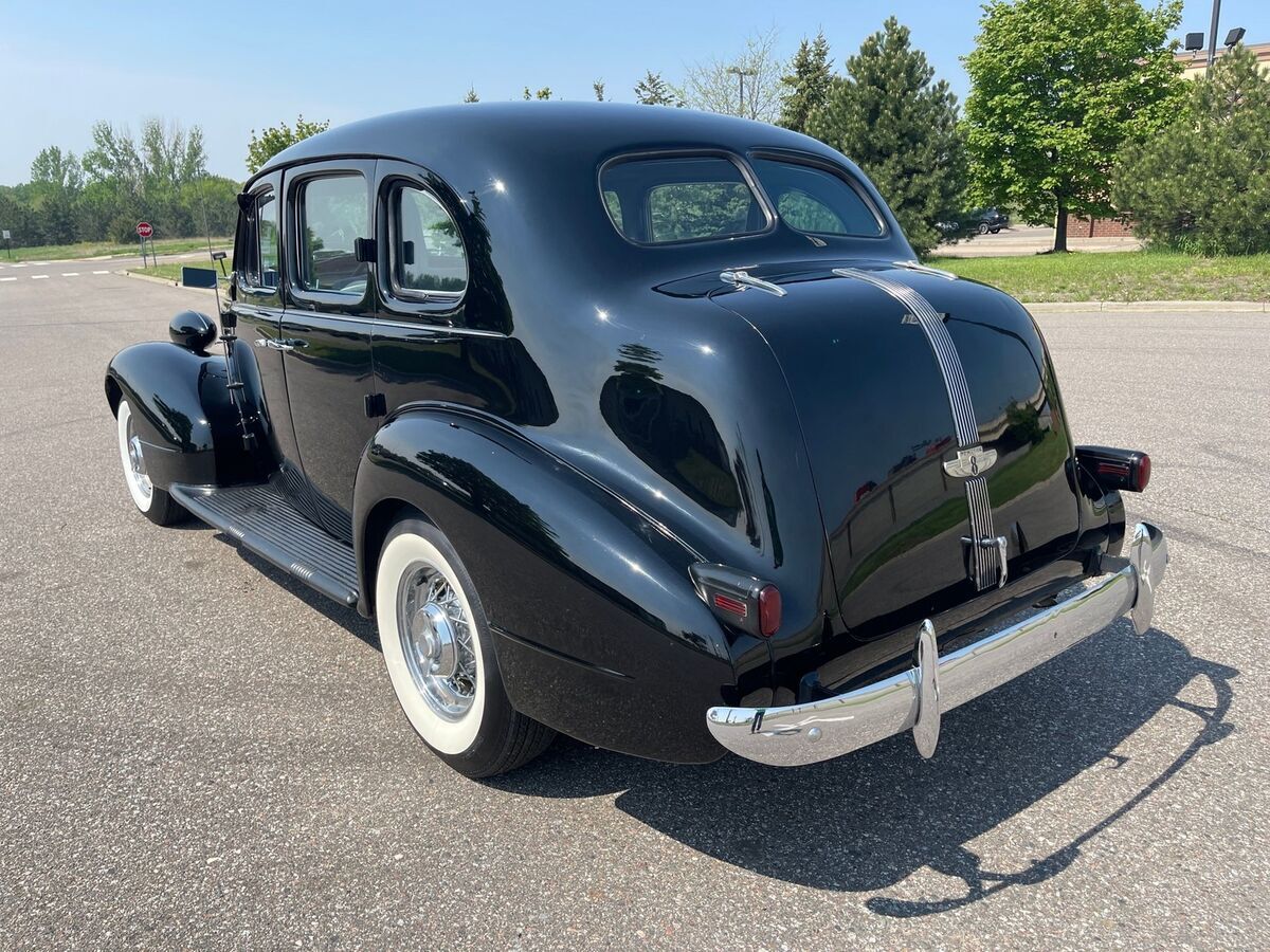 1937 Pontiac Deluxe 8 - photo 7