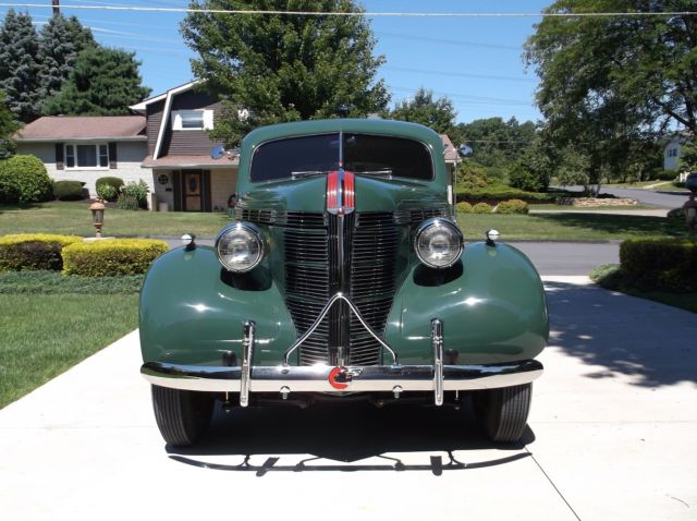 1937 Pontiac Silver Streak 4 Door Touring Sedan Water Fall Moldings - photo 3
