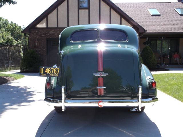 1937 Pontiac Silver Streak 4 Door Touring Sedan Water Fall Moldings - photo 7