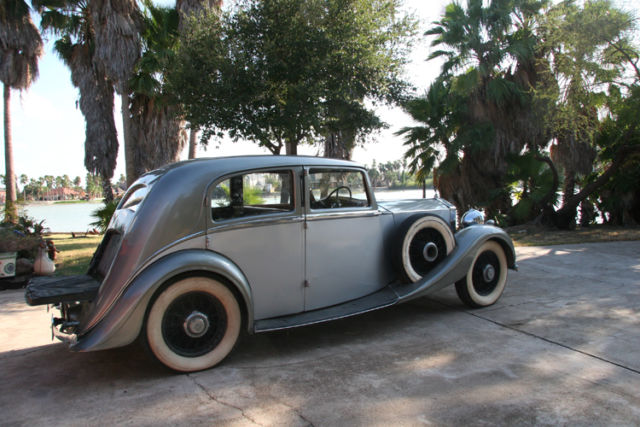 1937 Rolls-Royce Park Ward Touring Limosine - photo 6