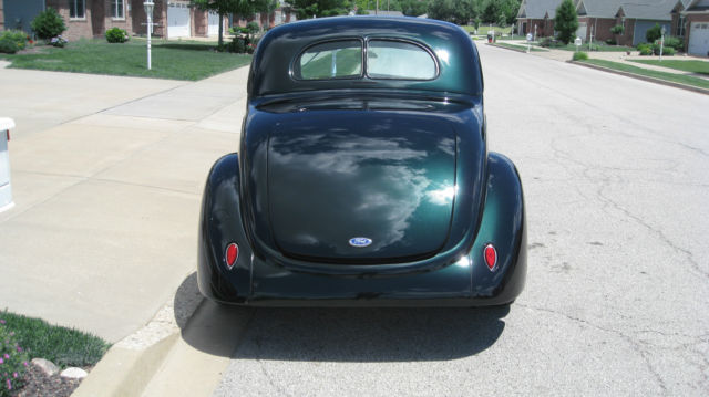 1937 Ford 5 WINDOW COUPE - photo 4