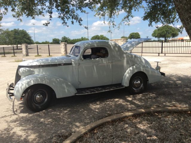 1937 Studebaker Dictator - photo 3