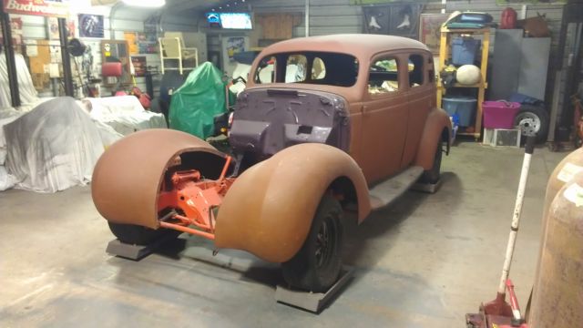 1937 Studebaker 4 Door Sedan - photo 5