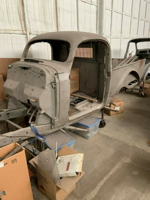 1937 Studebaker - photo 2