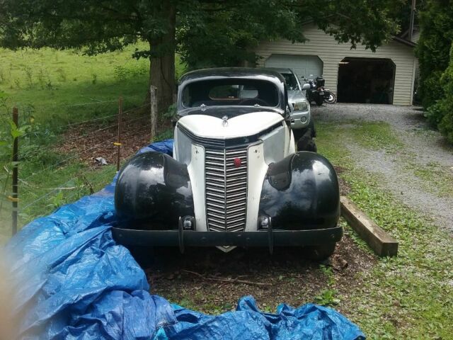 1937 Studebaker Dictator - photo 7