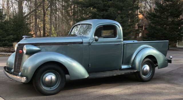 1937 Studebaker - photo 6