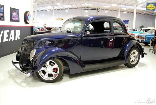 1937 Ford Tudor - photo 8