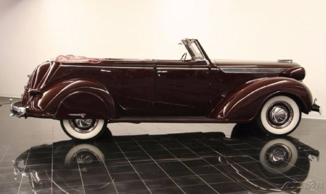 1937 Chrysler Imperial - photo 4