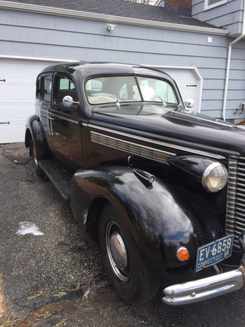 1938 Buick Series 40 Special - photo 2