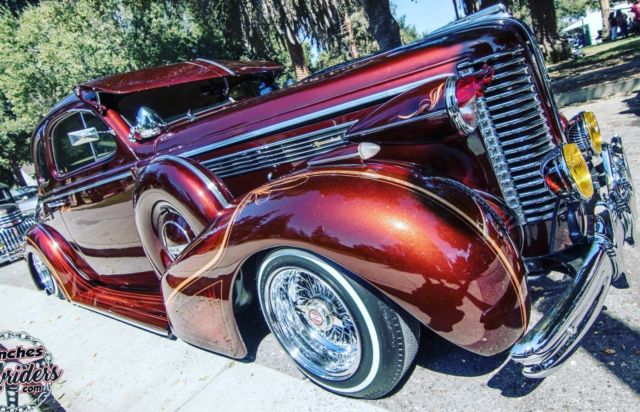 1938 Buick Especial 2 door coupe - photo 7