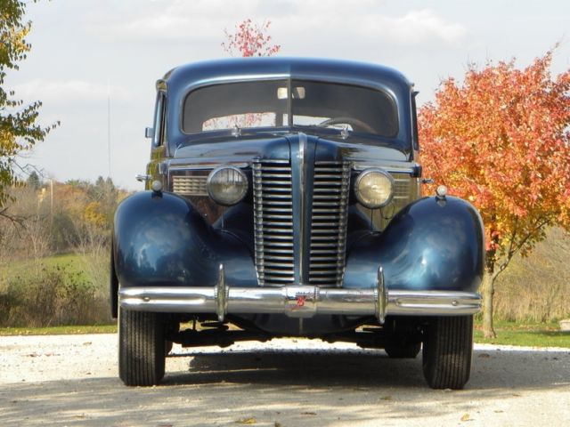 1938 Buick Series 60 Sedan - photo 7