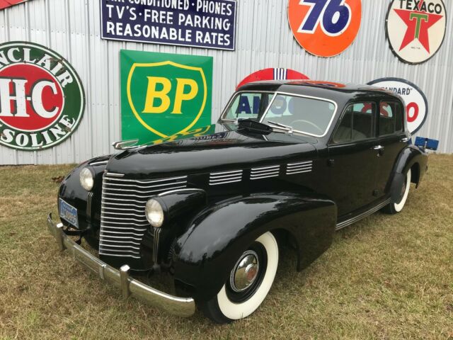1938 Cadillac 60 Special - photo 2