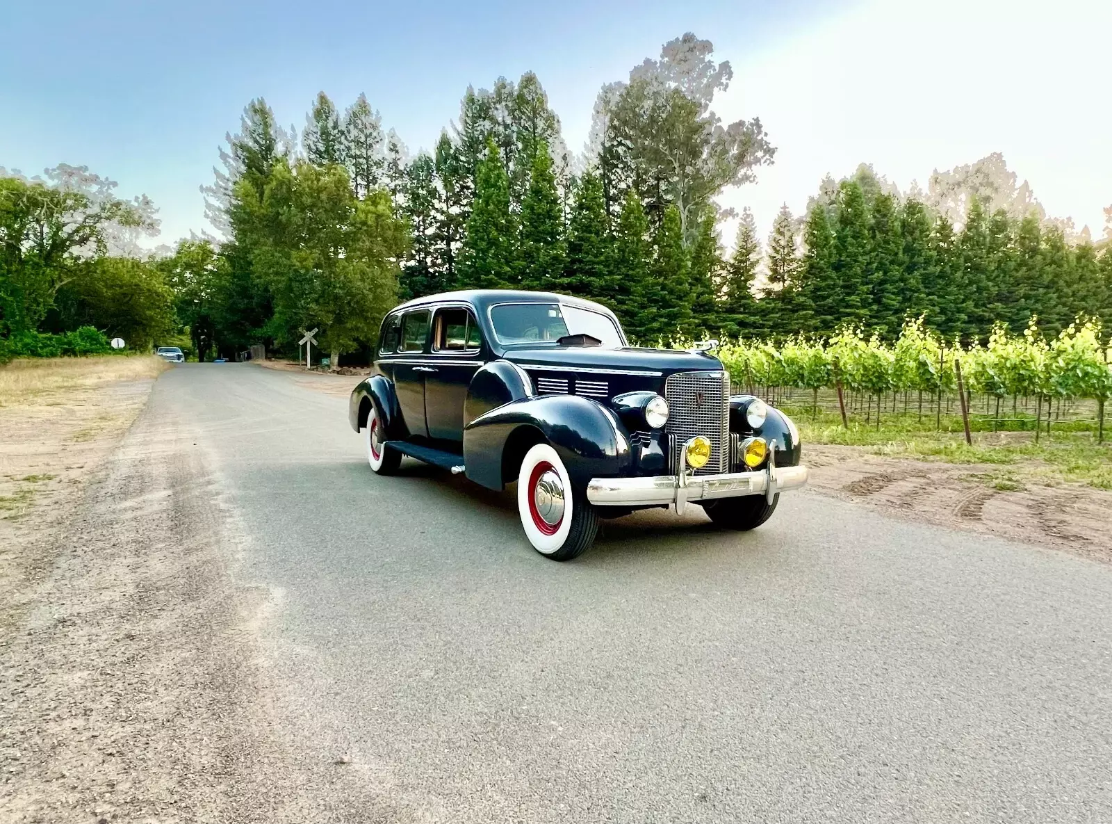 1938 Cadillac Fleetwood Imperial Series 75 Limousine - photo 11