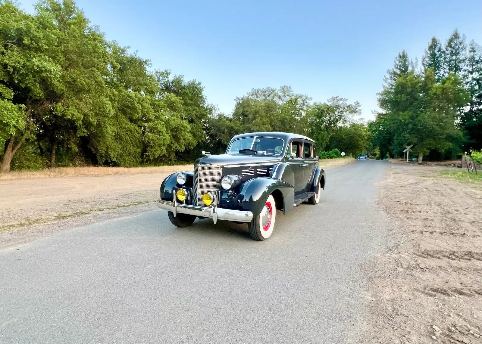 1938 Cadillac Fleetwood Imperial Series 75 Limousine - photo 13