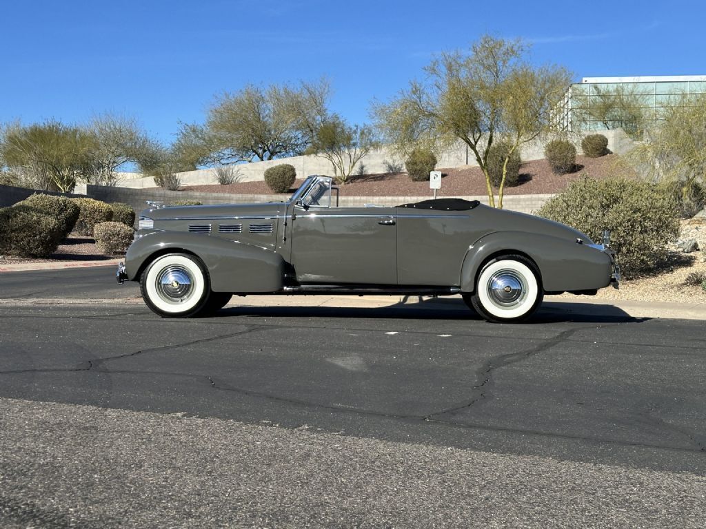 1938 Cadillac Series 75 Convertible Coupe - photo 3