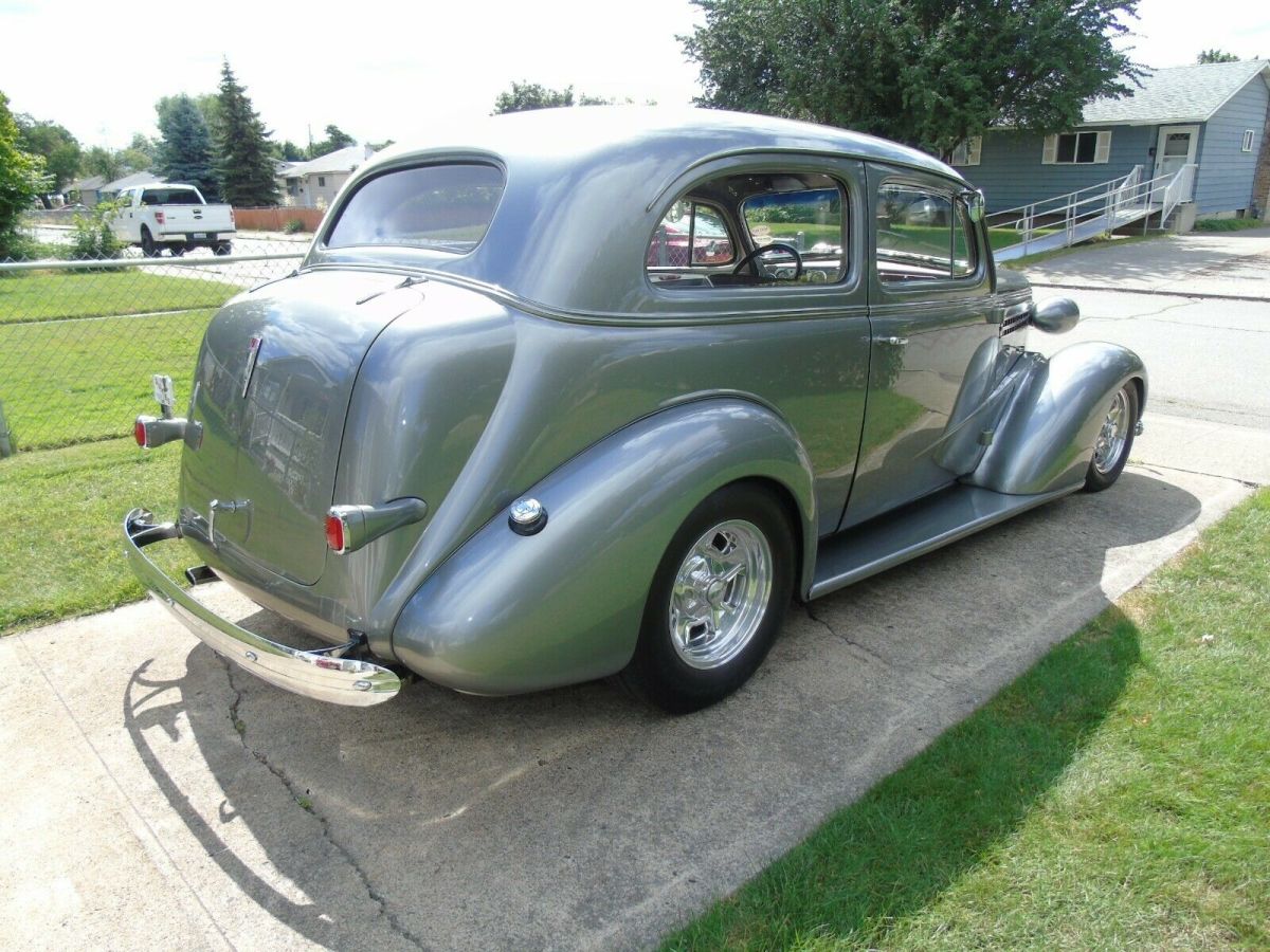 1938 Chevrolet Sedan Deluxe - photo 7